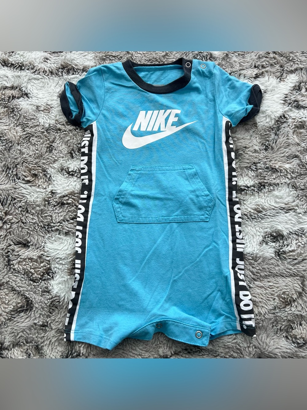 Nike Onesie Jumper Size 9M